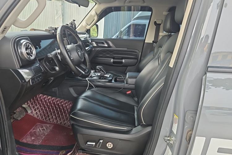 Used Tank 300 2023 Off-Road Edition 2.0T Conqueror Left Front Seat