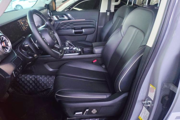 Used Tank 300 2023 Off-Road Edition 2.0T Conqueror Left Front Seat