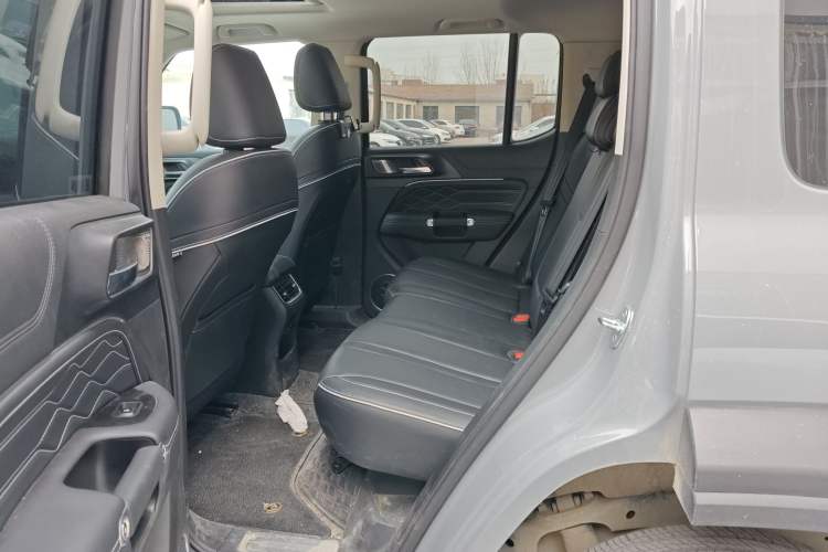 Used Tank 300 2023 Off-Road Edition 2.0T Conqueror Left Rear Seat