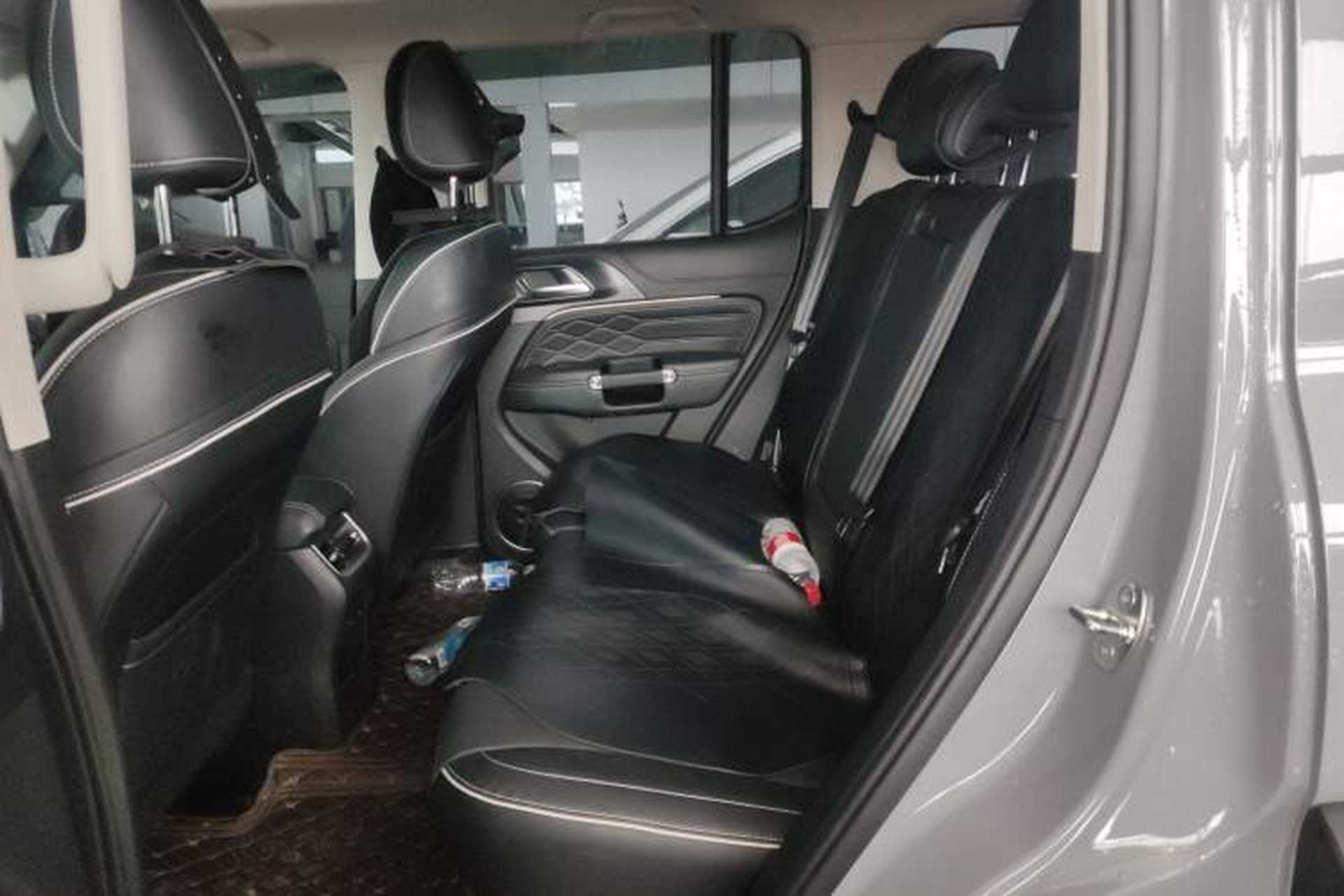 Used Tank 300 2023 Off-Road Edition 2.0T Conqueror Left Rear Seat