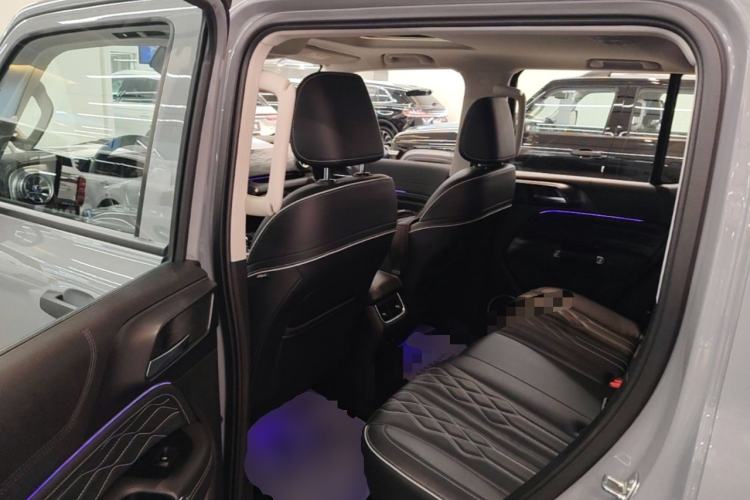 Used Tank 300 2023 Off-Road Edition 2.0T Challenger Left Rear Seat
