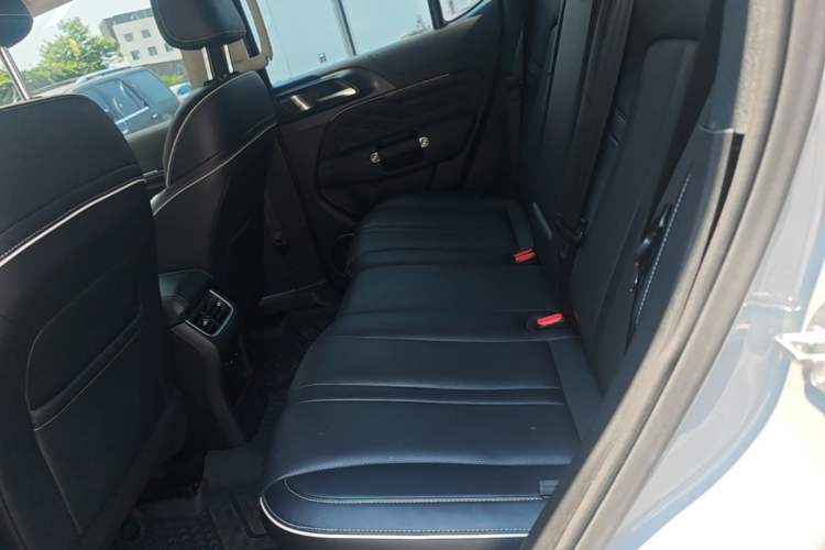 Used Tank 300 2023 Off-Road Edition 2.0T Conqueror Left Rear Seat
