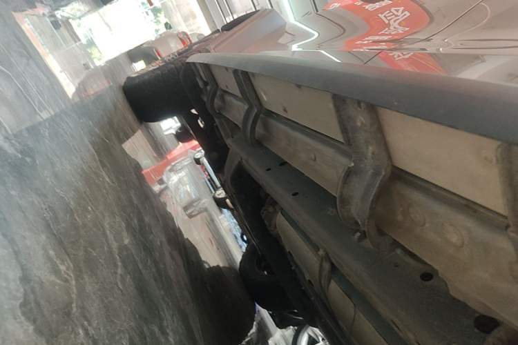 Used Tank 300 2023 Off-Road Edition 2.0T Conqueror Left Side Sill