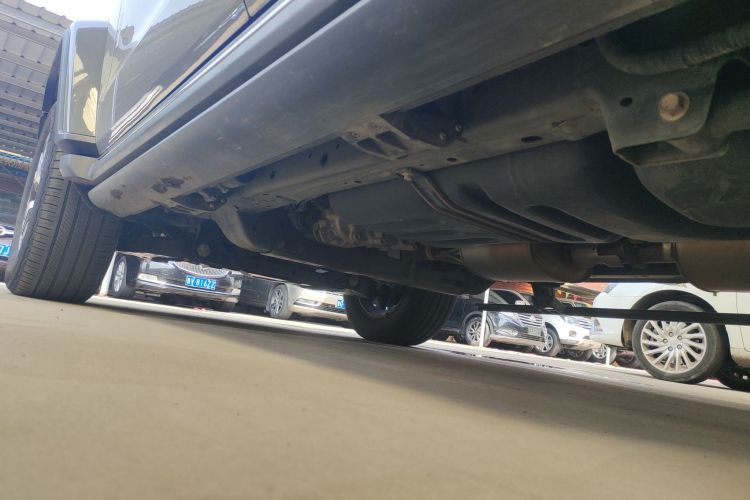 Used Tank 300 2023 City Edition 2.0T—Stylish as Ever Left Side Sill