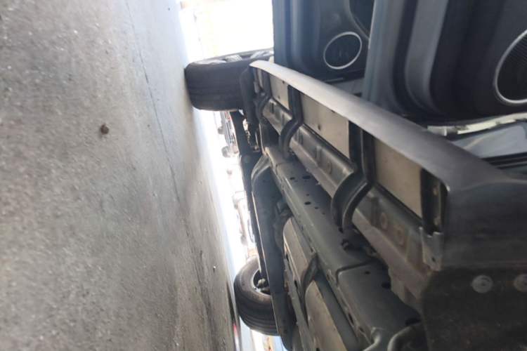 Used Tank 300 2023 Off-Road Edition 2.0T Challenger Left Side Sill