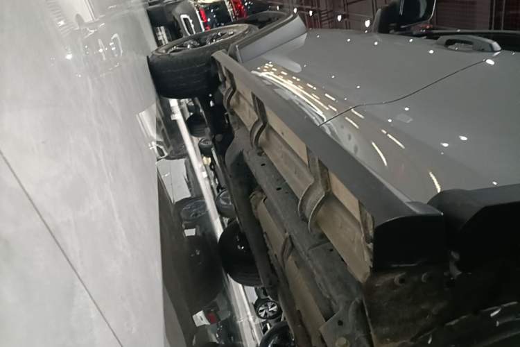 Used Tank 300 2023 Off-Road Edition 2.0T Conqueror Left Side Sill