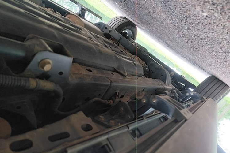 Used Tank 300 2023 City Edition 2.0T—Stylish as Ever Left Side Sill
