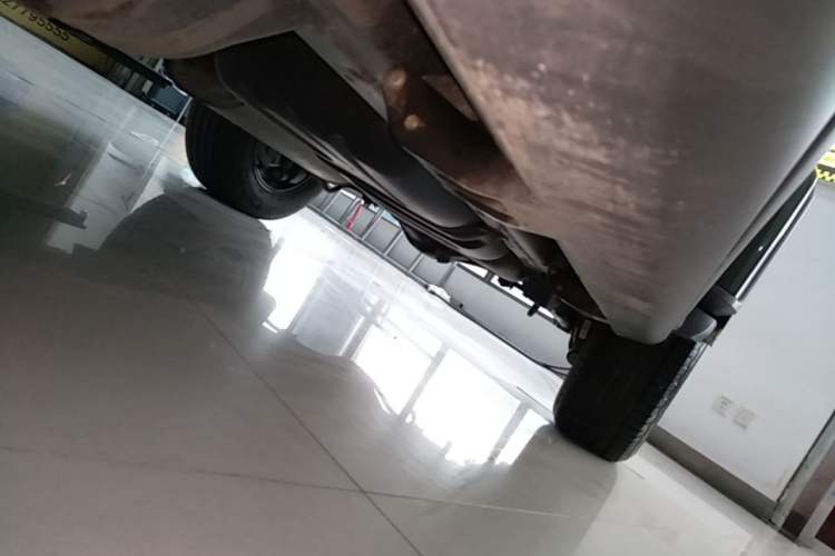 Used Tank 300 2023 City Edition 2.0T—Stylish as Ever Left Side Sill