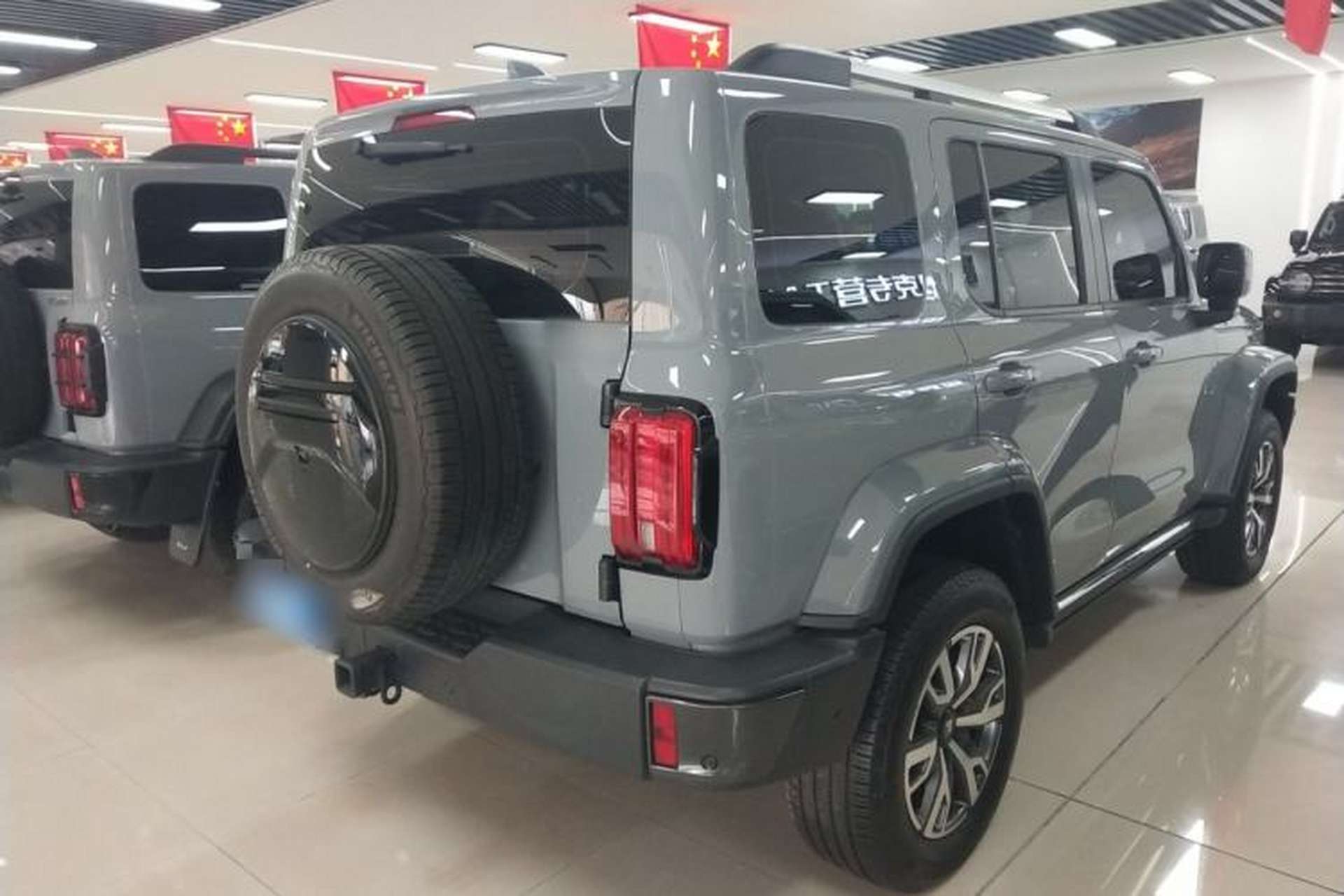 Used Tank 300 2023 City Edition 2.0T—Stylish as Ever Rear Right 45 Deg