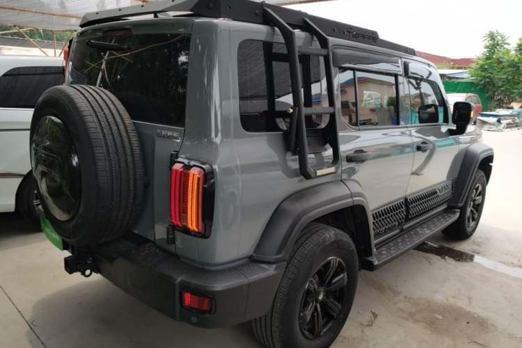 Used Tank 300 2023 Off-Road Edition 2.0T Conqueror Rear Right 45 Deg