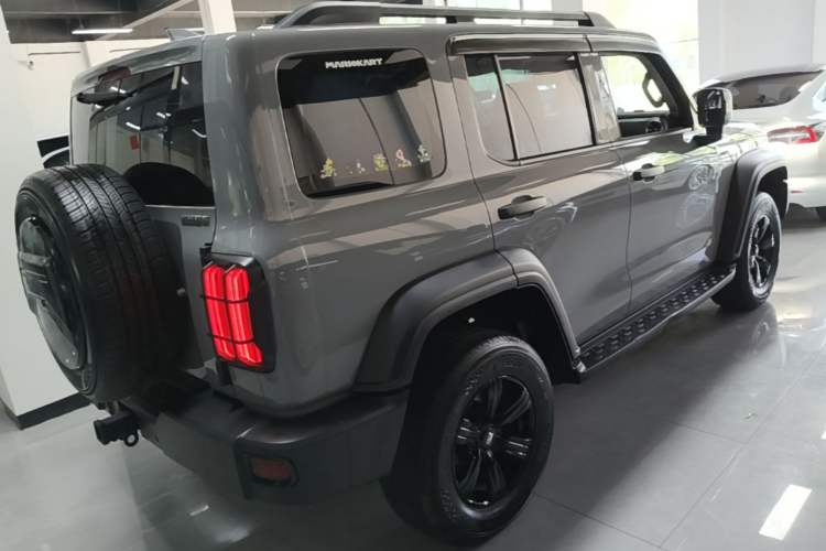 Used Tank 300 2023 Off-Road Edition 2.0T Conqueror Rear Right 45 Deg