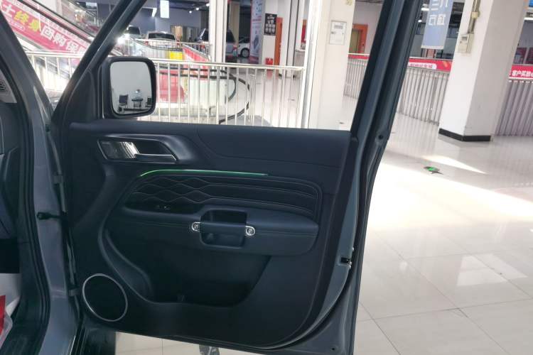 Used Tank 300 2023 Off-Road Edition 2.0T Conqueror Right Front Door Interior