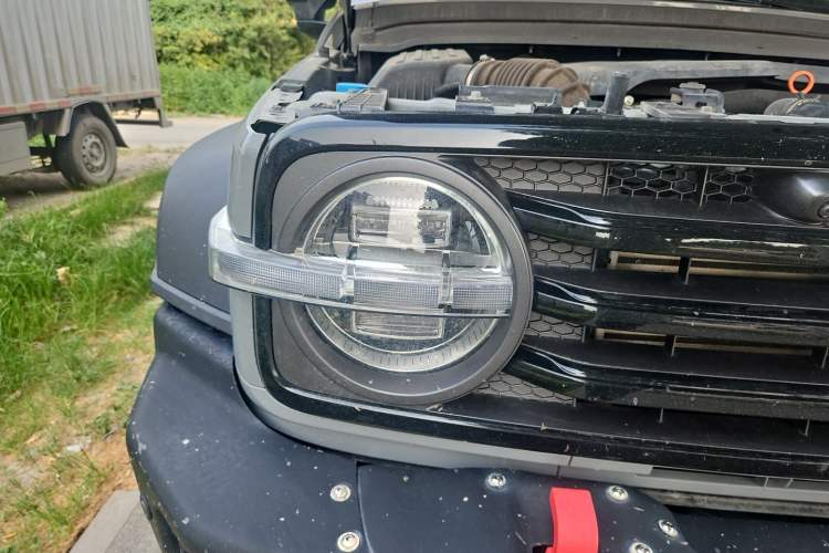 Used Tank 300 2023 Off-Road Edition 2.0T Conqueror Right Front Headlight