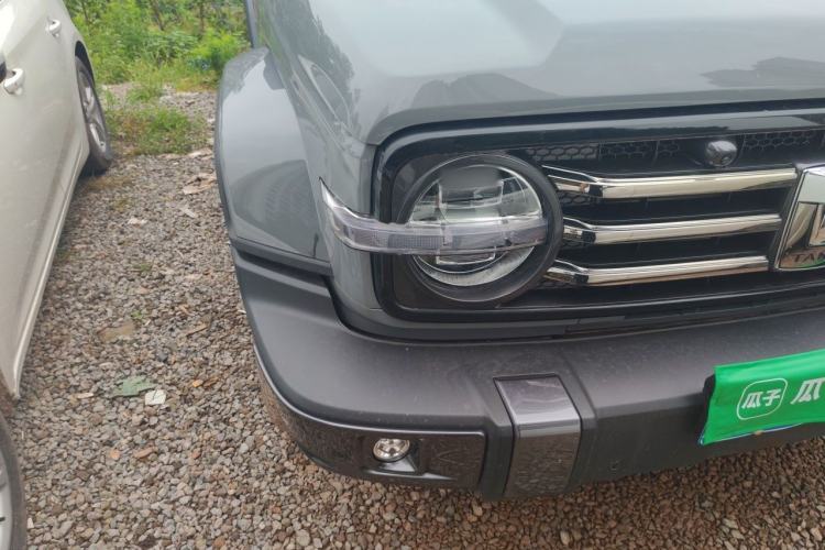 Used Tank 300 2023 City Edition 2.0T—Stylish as Ever Right Front Headlight