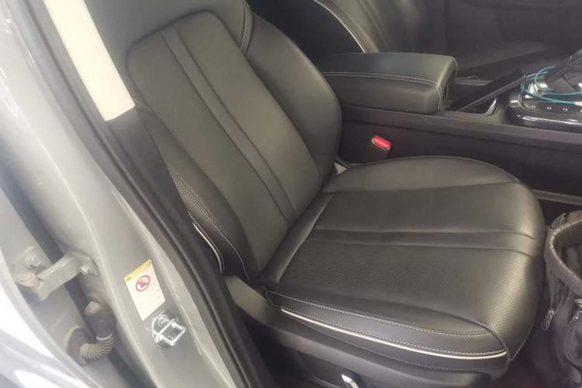 Used Tank 300 2023 Off-Road Edition 2.0T Conqueror Right Front Seat