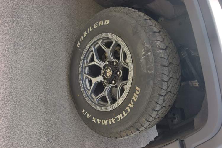 Used Tank 300 2023 Off-Road Edition 2.0T Conqueror Right Front Wheel Hub