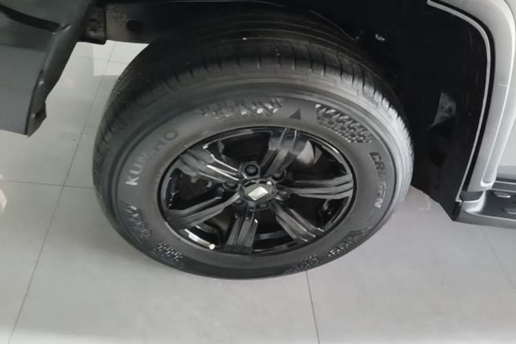 Used Tank 300 2023 Off-Road Edition 2.0T Conqueror Right Rear Wheel Hub
