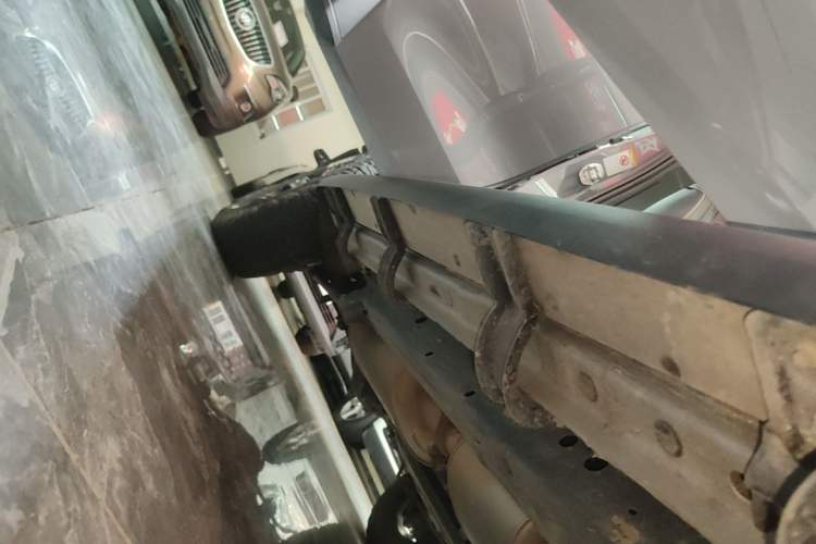 Used Tank 300 2023 Off-Road Edition 2.0T Conqueror Right Side Sill