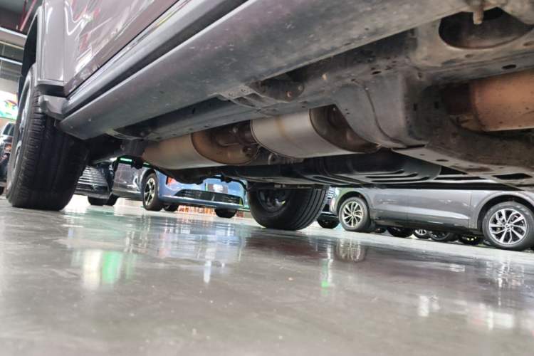 Used Tank 300 2023 City Edition 2.0T—Stylish as Ever Right Side Sill