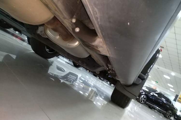 Used Tank 300 2023 City Edition 2.0T—Stylish as Ever Right Side Sill