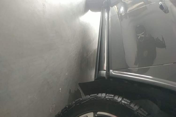 Used Tank 300 2023 City Edition 2.0T—Stylish as Ever Right Side Sill
