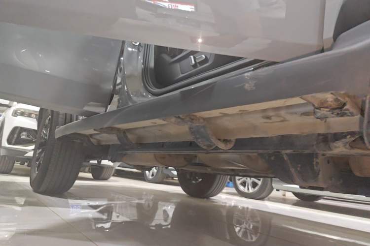 Used Tank 300 2023 Off-Road Edition 2.0T Conqueror Right Side Sill