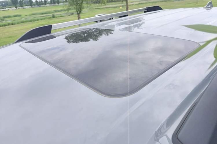 Used Tank 300 2023 City Edition 2.0T—Stylish as Ever Roof