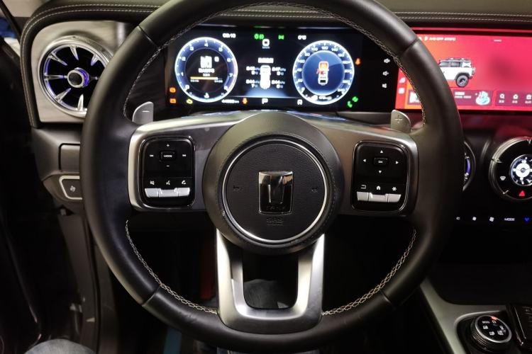 Used Tank 300 2023 City Edition 2.0T—Stylish as Ever Steering Wheel