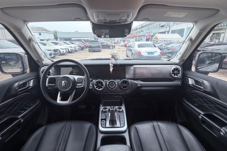Used Tank 300 2023 City Edition 2.0T—Stylish as Ever Steering Wheel