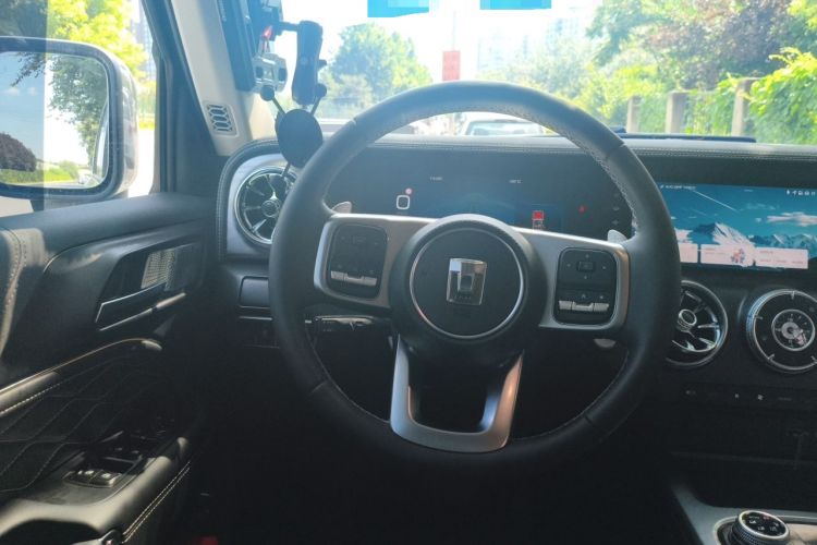 Used Tank 300 2023 City Edition 2.0T—Stylish as Ever Steering Wheel