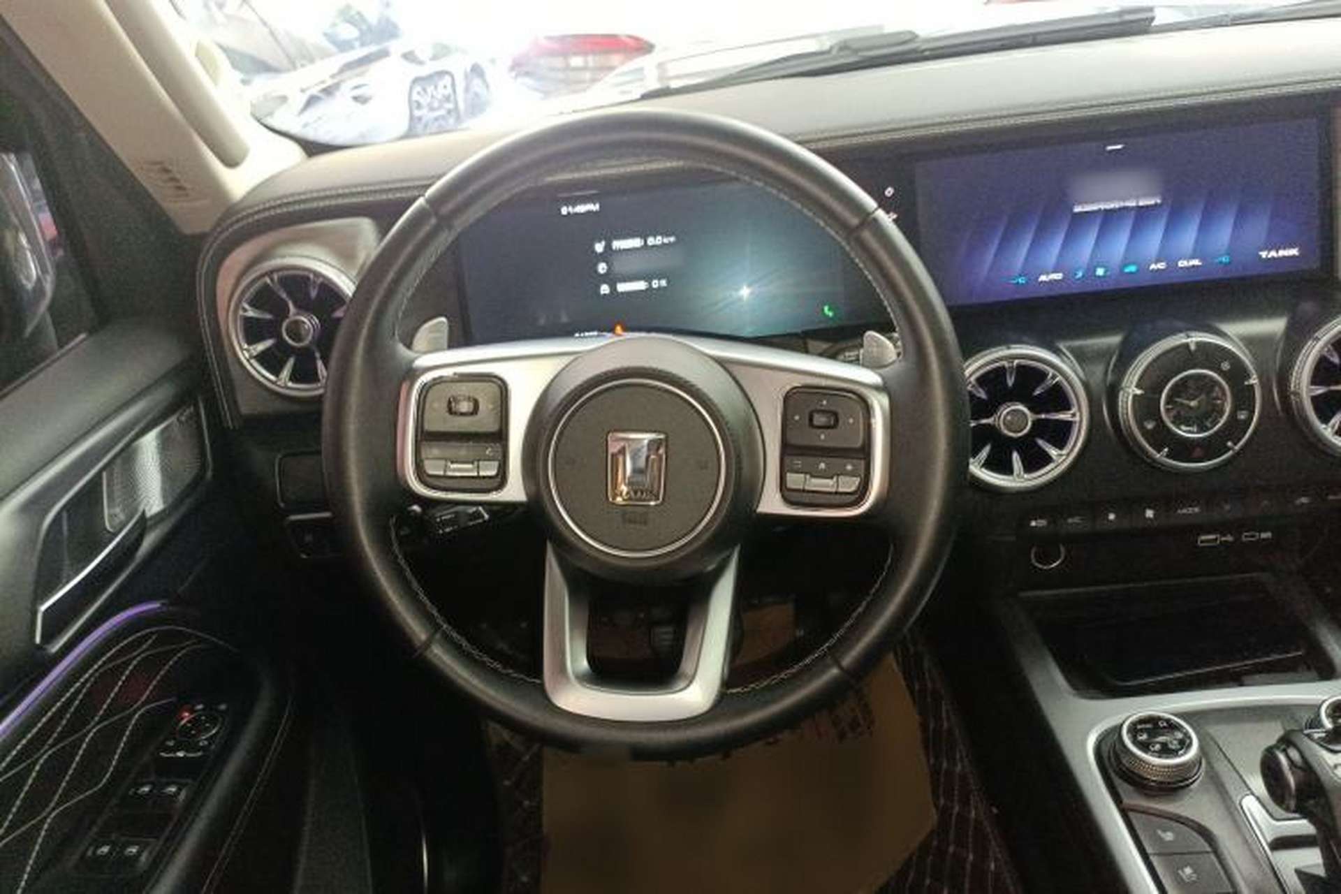 Used Tank 300 2023 City Edition 2.0T—Stylish as Ever Steering Wheel