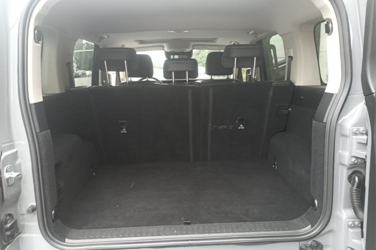 Used Tank 300 2023 Off-Road Edition 2.0T Conqueror Trunk
