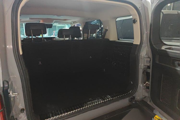 Used Tank 300 2023 Off-Road Edition 2.0T Conqueror Trunk