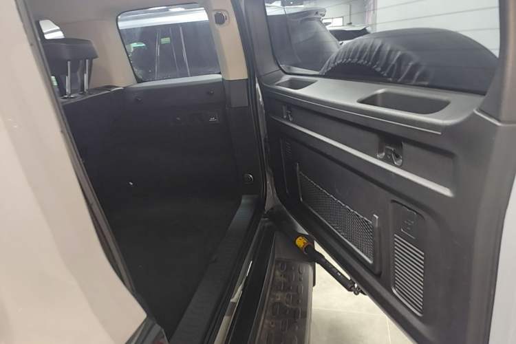 Used Tank 300 2023 Off-Road Edition 2.0T Conqueror Trunk