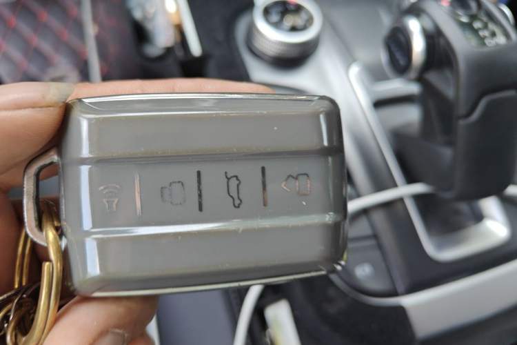 Used Tank 300 2023 City Edition 2.0T—Stylish as Ever Vehicle Key