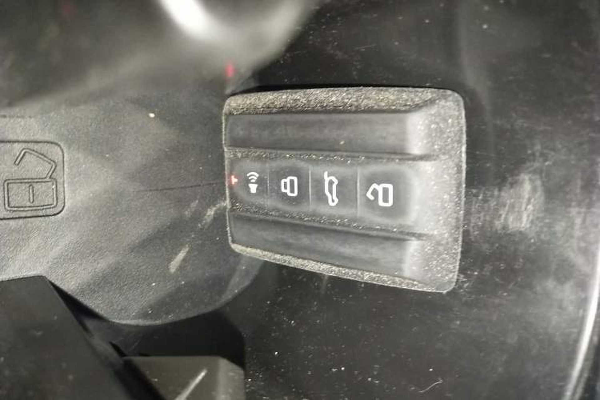 Used Tank 300 2023 City Edition 2.0T—Stylish as Ever Vehicle Key
