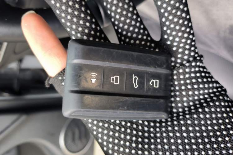 Used Tank 300 2023 City Edition 2.0T—Stylish as Ever Vehicle Key