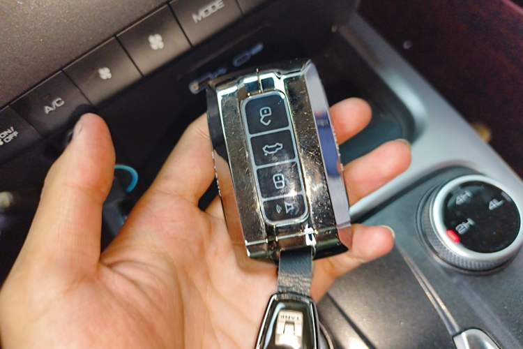 Used Tank 300 2023 2.0T Iron Rider 02 Vehicle Key