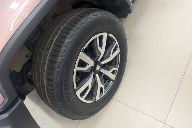 Used Tank 300 2023 City Edition 2.0T—Stylish as Ever Exterior 4