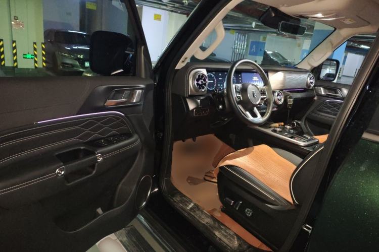 Used Tank 300 2023 City Edition 2.0T—Stylish as Ever Driver Seat