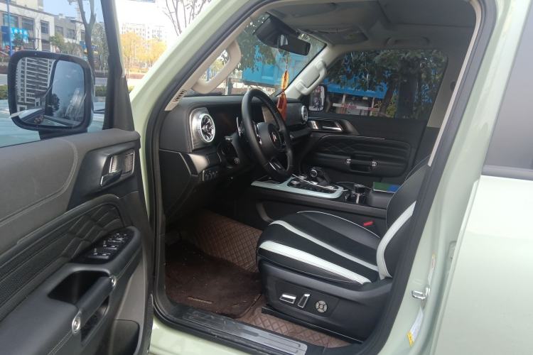 Used Tank 300 2023 City Edition 2.0T—Stylish as Ever Driver Seat