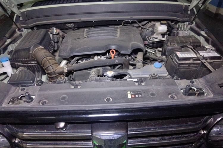 Used Tank 300 2023 City Edition 2.0T—Stylish as Ever Engine Bay