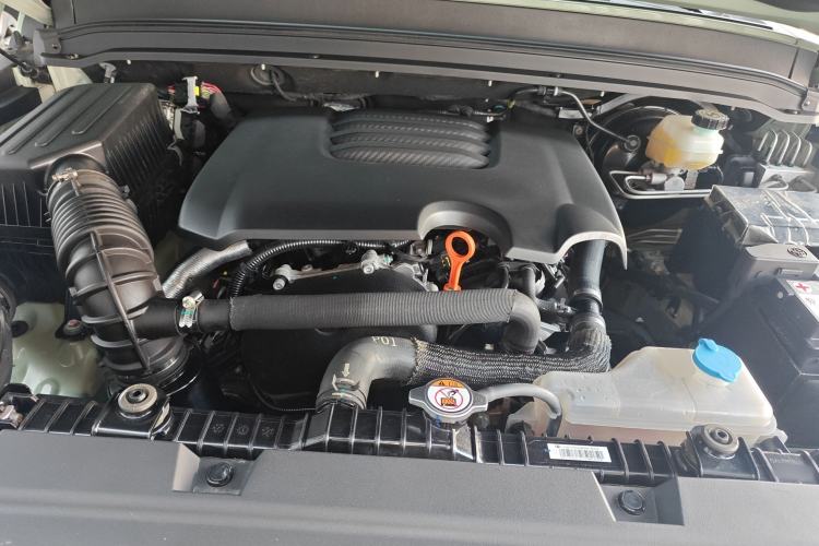 Used Tank 300 2023 City Edition 2.0T—Stylish as Ever Engine Bay