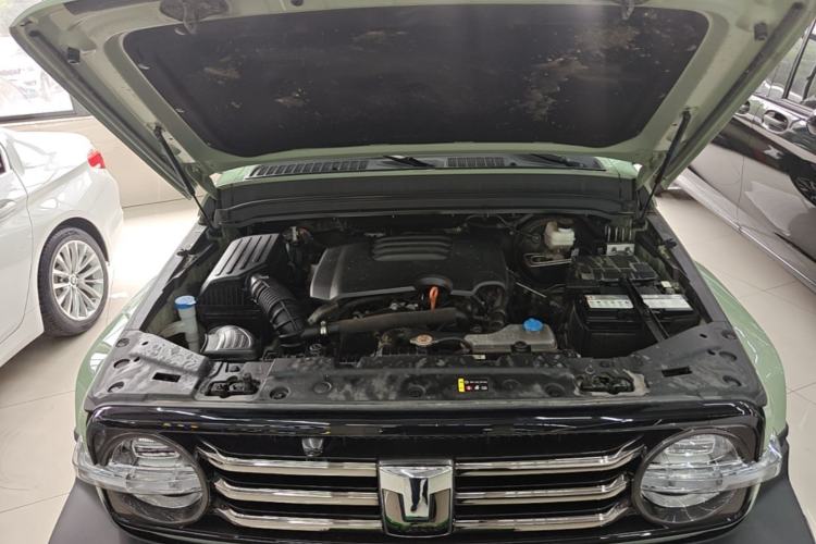 Used Tank 300 2023 City Edition 2.0T—Stylish as Ever Engine Bay