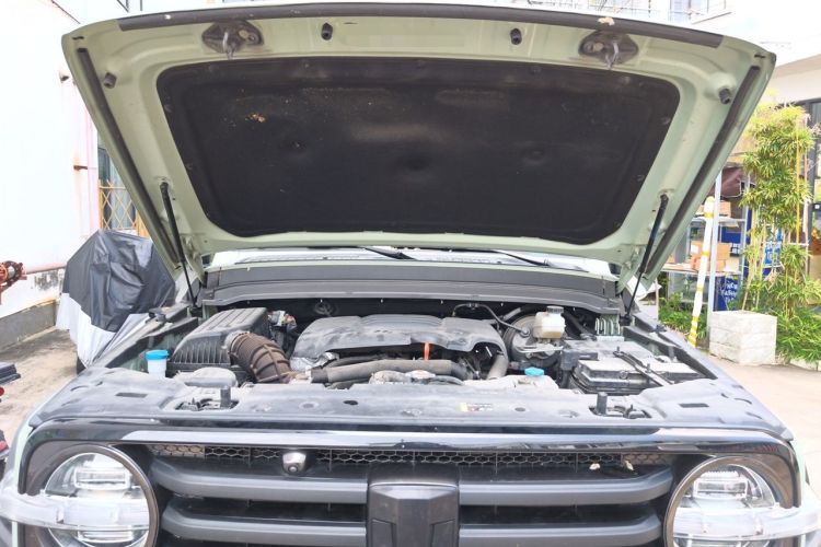 Used Tank 300 2023 City Edition 2.0T—Stylish as Ever Engine Bay