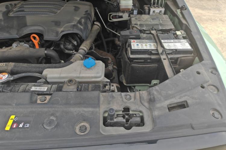 Used Tank 300 2023 City Edition 2.0T—Stylish as Ever Engine Bay Left
