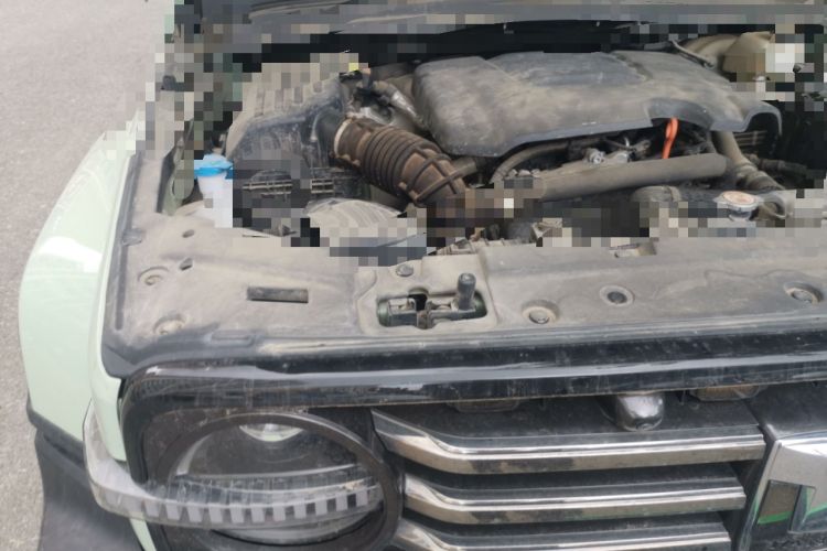 Used Tank 300 2023 City Edition 2.0T—Stylish as Ever Engine Bay Right