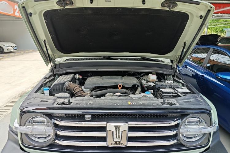 Used Tank 300 2023 City Edition 2.0T—Stylish as Ever Engine Bay