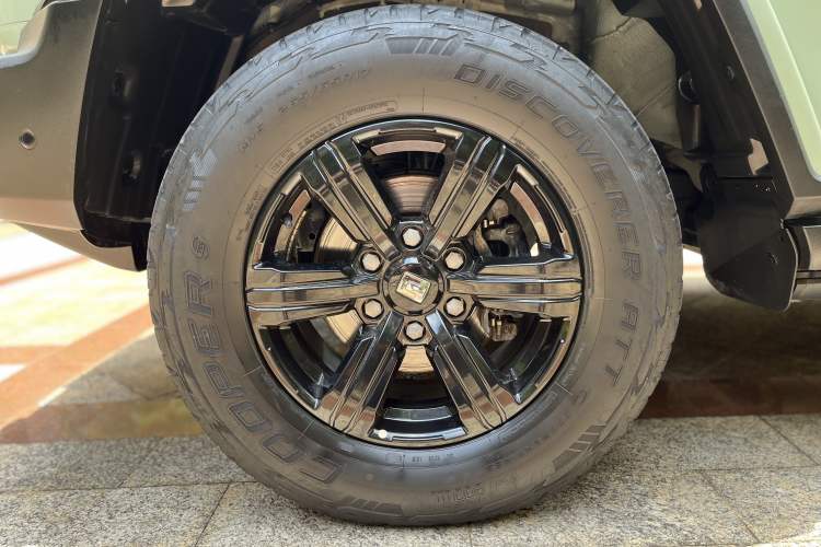 Used Tank 300 2023 City Edition 2.0T—Stylish as Ever Exterior 10