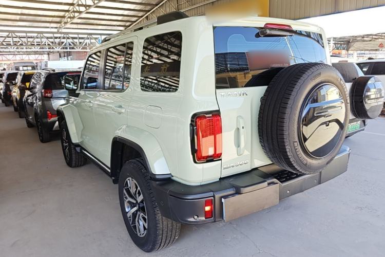 Used Tank 300 2023 City Edition 2.0T—Stylish as Ever Exterior 2